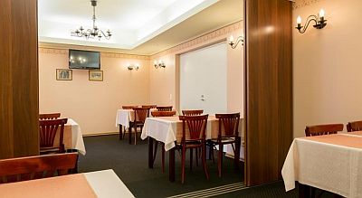 Koidulapark Hotel hotelli Pärnu kaupunkiloma kahvila aamiainen ABC  matkatoimisto