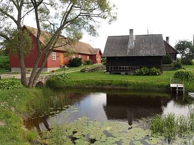 Suomalainen sauna Pärnu Maria Talu maatila lampi ja sauna ABC matkatoimisto