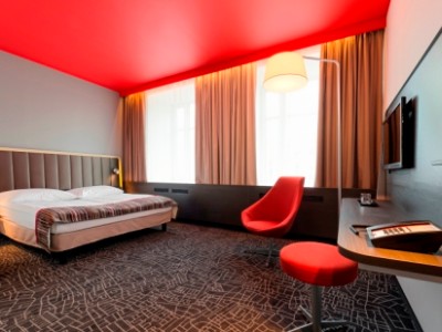 Park Inn by Radisson Central Tallinn premium huone ABC matkatoimisto