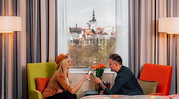 Solo Sokos Hotel Estoria hotellimatka ikkuna Tallinna ABC matkatoimisto