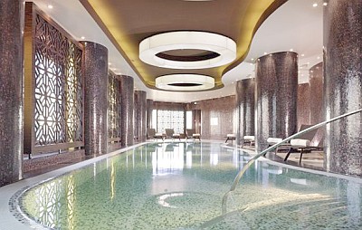 Swissotel Talllinn Viiden tähden  hotellimatka Tallinna uima allas sauna kaupunkiloma ABC matkatoimisto